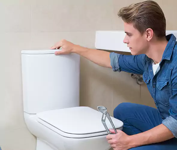 Expert Plumber for Toilet Replacement in Shelton, CT: Schedule Affordable Toilet Replacement Services with Us